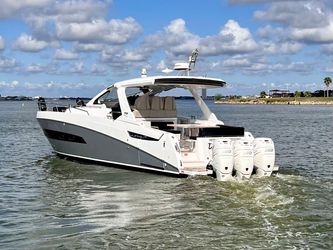 40' Azimut 2018 Yacht For Sale